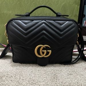 Gucci Black Leather GG Marmont Crossbody